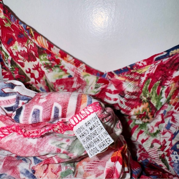 Abstract Colorful Patterned Boutique Women's Rayon High Low Top - Picture 5 of 8